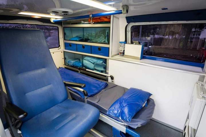 <p>Transport d'urgence, Créteil</p>